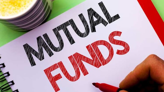 Equity MFs see a 42% jump in inflows to ₹19,957 crore